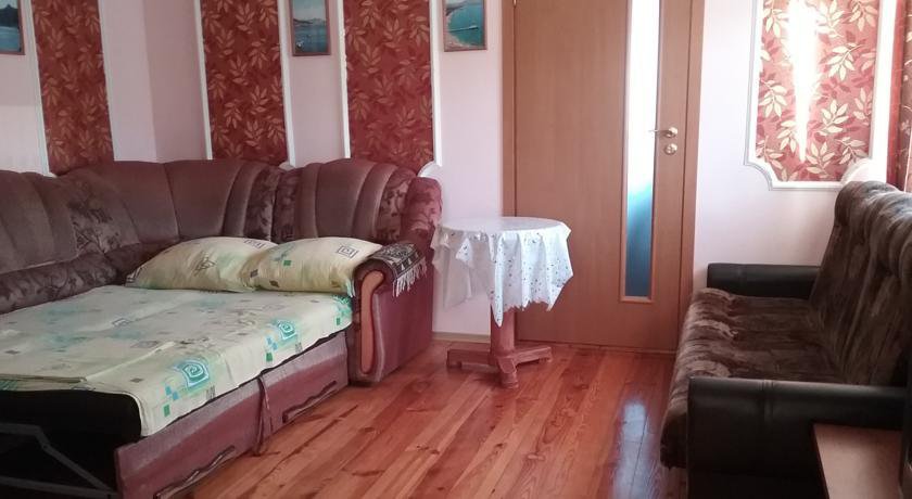 Гостиница Guest House Gorkogo 60 Алушта